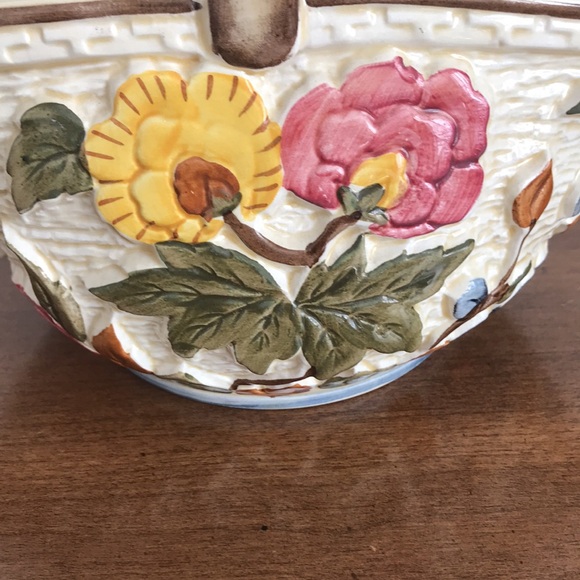 Indian Tree. H J Wood Floral Basket - Picture 2 of 7